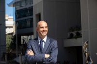 Early stage lung cancer may be detected from a drop of blood